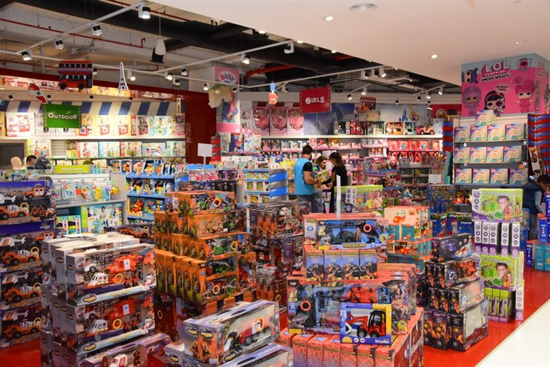 Biggest Christmas Reveal event at Toy Store-ABC Verdun